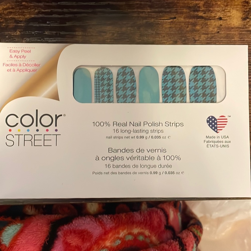 Color Street FDS574 Suit Yourself